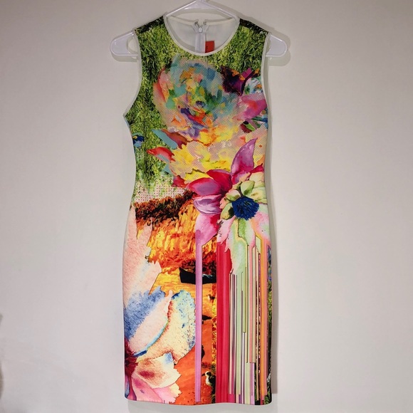 Clover Canyon Dresses & Skirts - Clover Canyon Abstract Neoprene Shift Dress